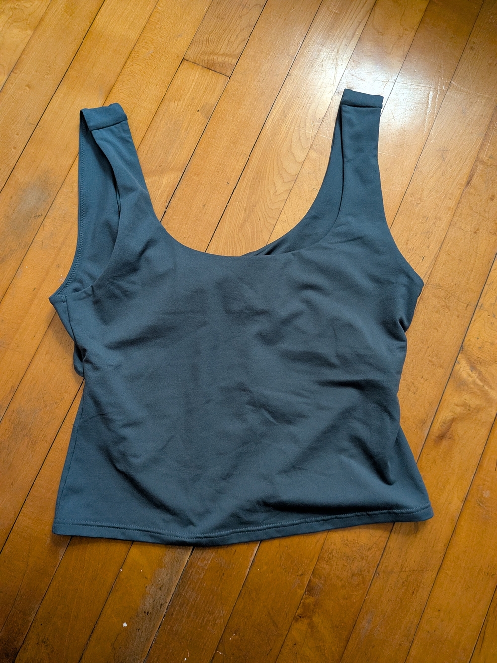 Fabletics 3-Piece Set - Picture 6 of 11